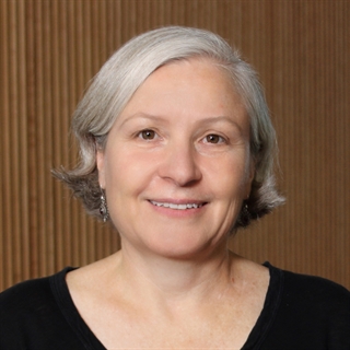 Bronwen Shaw Headshot